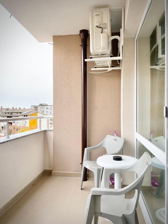 Art Apartment For 4 People Free Parking & Wifi Stara Zagora Exteriör bild