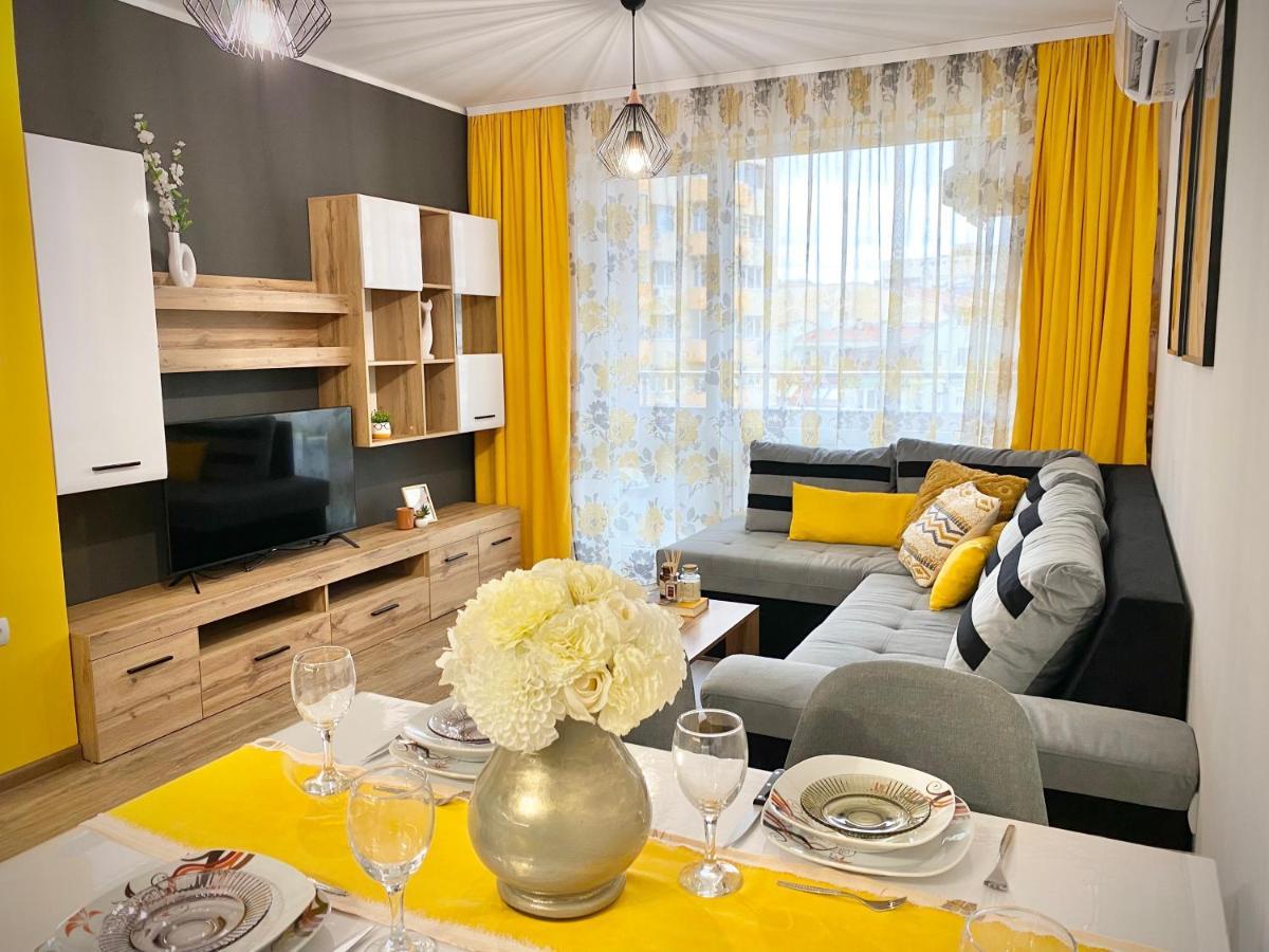 Art Apartment For 4 People Free Parking & Wifi Stara Zagora Exteriör bild