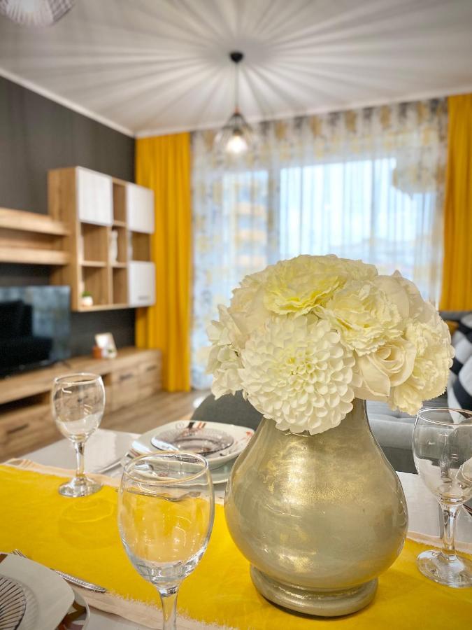 Art Apartment For 4 People Free Parking & Wifi Stara Zagora Exteriör bild