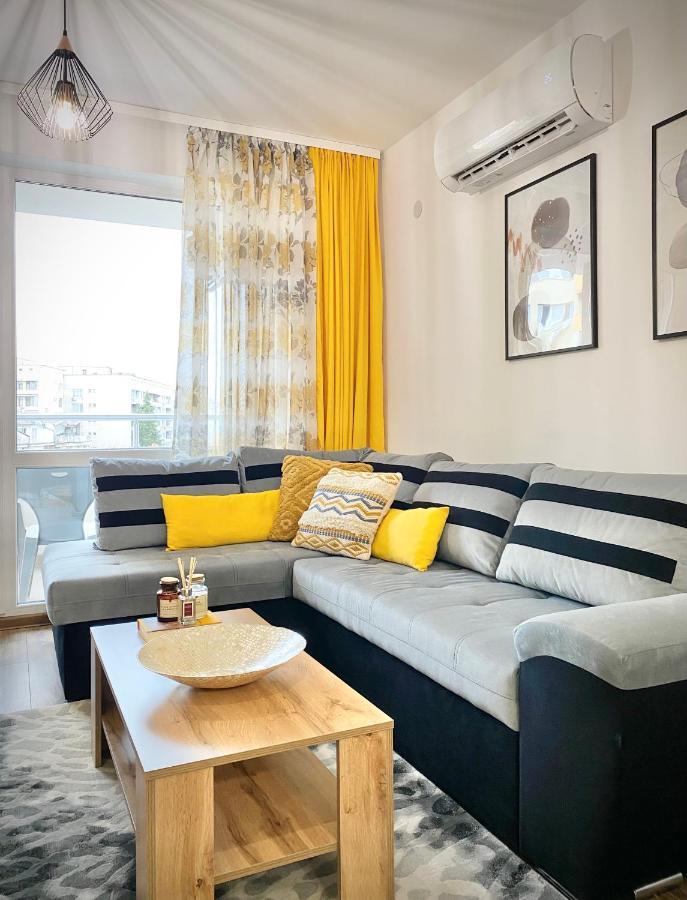 Art Apartment For 4 People Free Parking & Wifi Stara Zagora Exteriör bild
