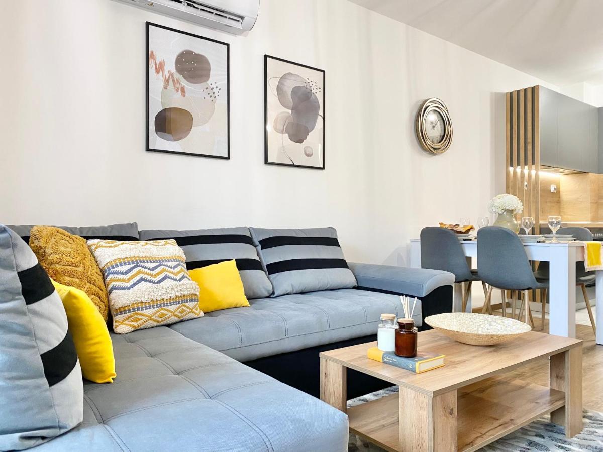 Art Apartment For 4 People Free Parking & Wifi Stara Zagora Exteriör bild